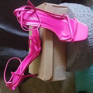 ANNIE MICHELLE DRESS SANDAL